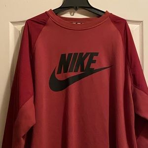 Men’s Nike long sleeve